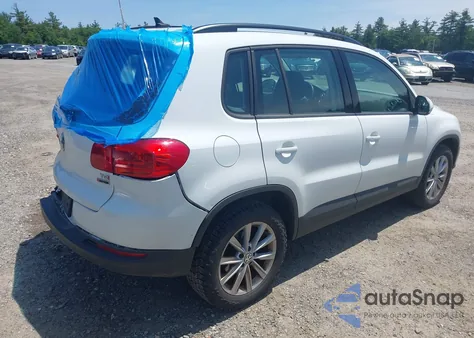 2017 Volkswagen Tiguan 2.0T/2.0T S из США, поврежденный, VIN WVGBV7AX5HK049639